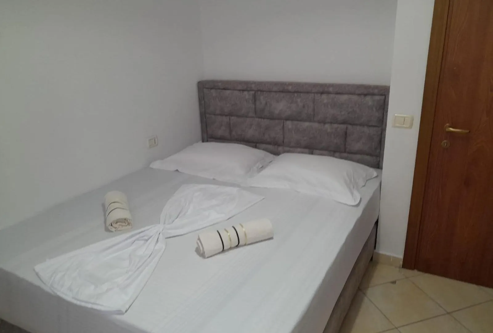 Beach Front Apartment Durrës